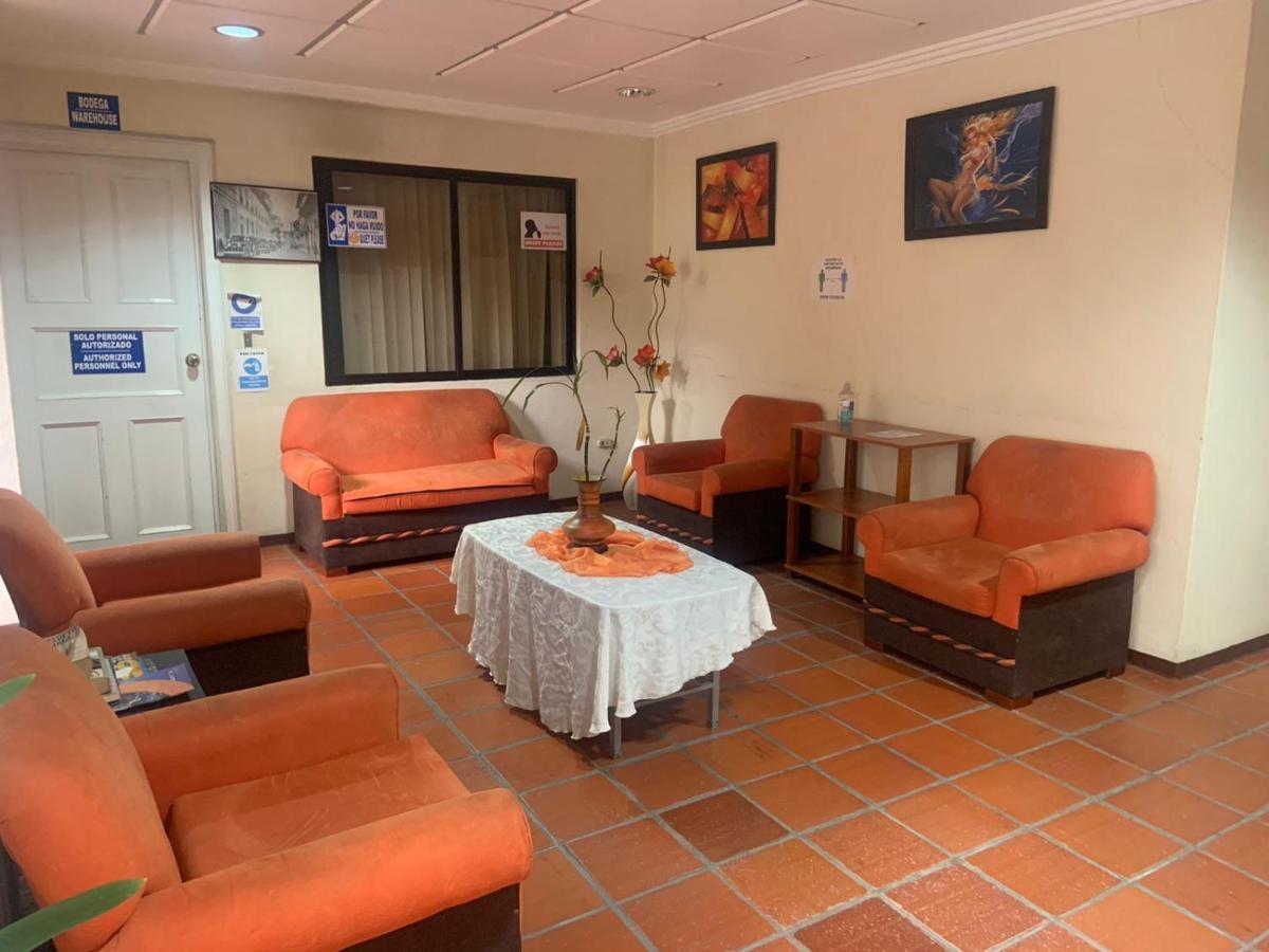 Hotel Mariscal Inn & Suite Cuenca Luaran gambar